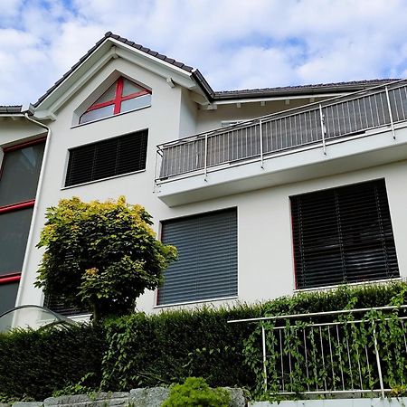 Haus Zur Lilie Hotell Hinwil Eksteriør bilde